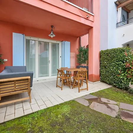 Borgo Paradiso Lägenhet